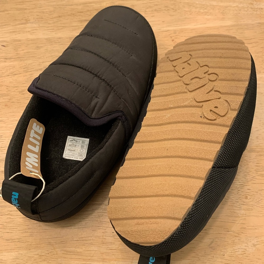 NWT Native Cozy Slippers